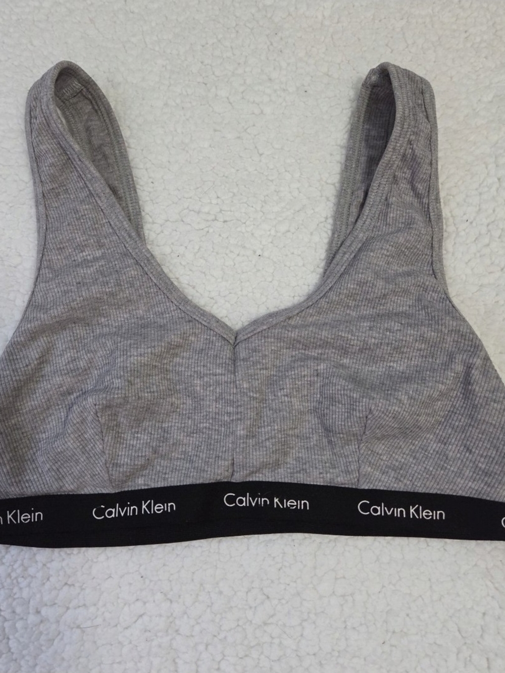 Calvin Klein Lounge Bra Bralette Ribbed Unlined Wireless V Neck Gray